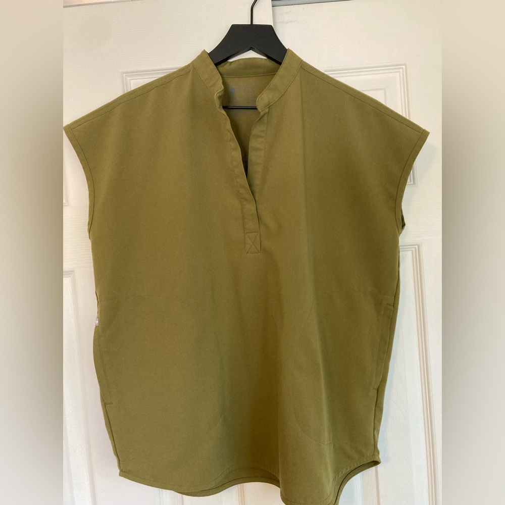 Figs Martini Olive Rafaela small top